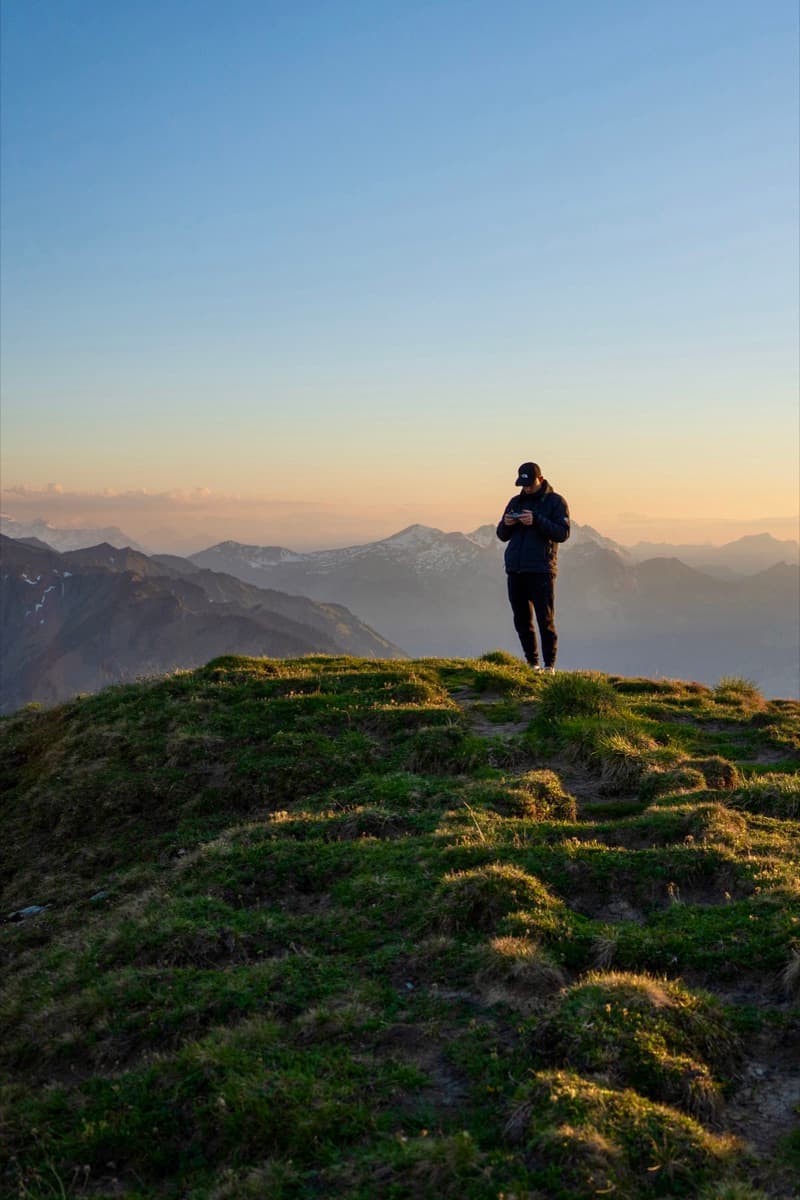 Berglandschaft im Abendlicht